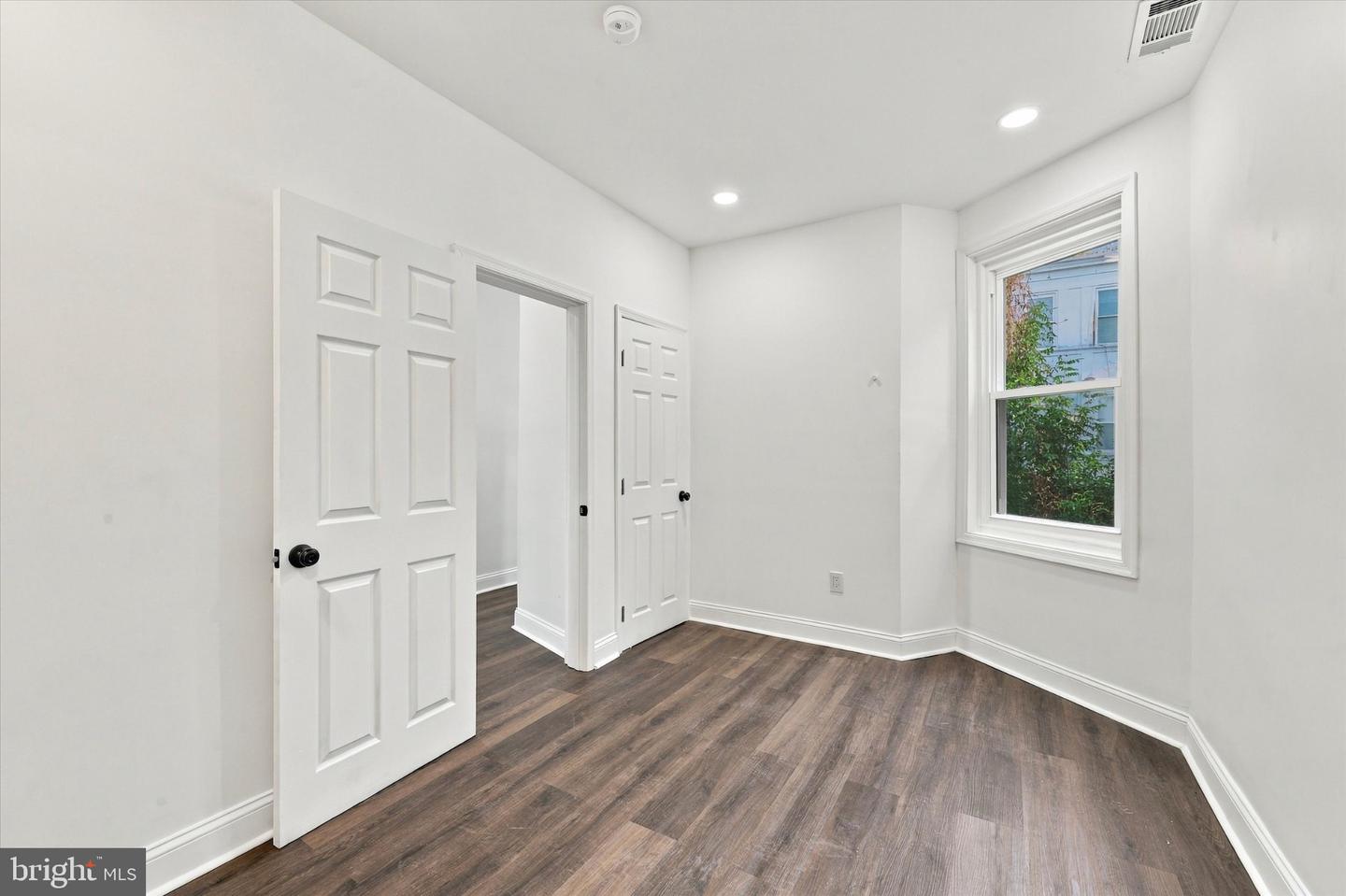 5037 Chancellor St Property Photo 14