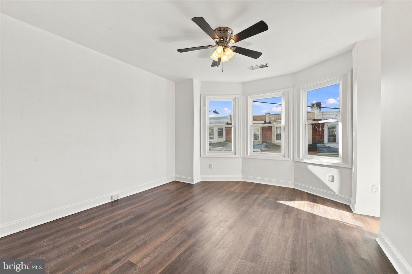 5037 Chancellor St Property Photo 15