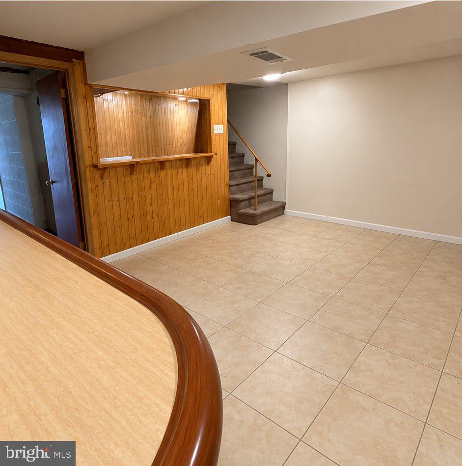 1003 E Sedgwick St Property Photo 12