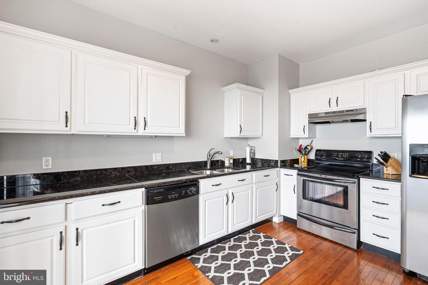 1303 SOUTH ST Property Photo 1