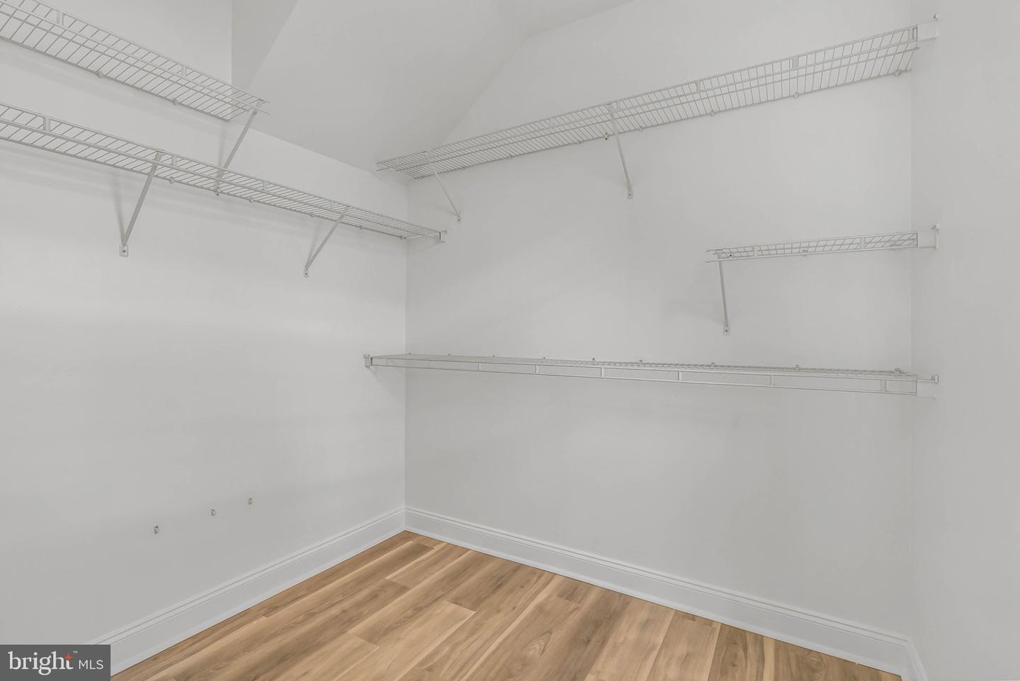 202 Captains Way Property Photo 13