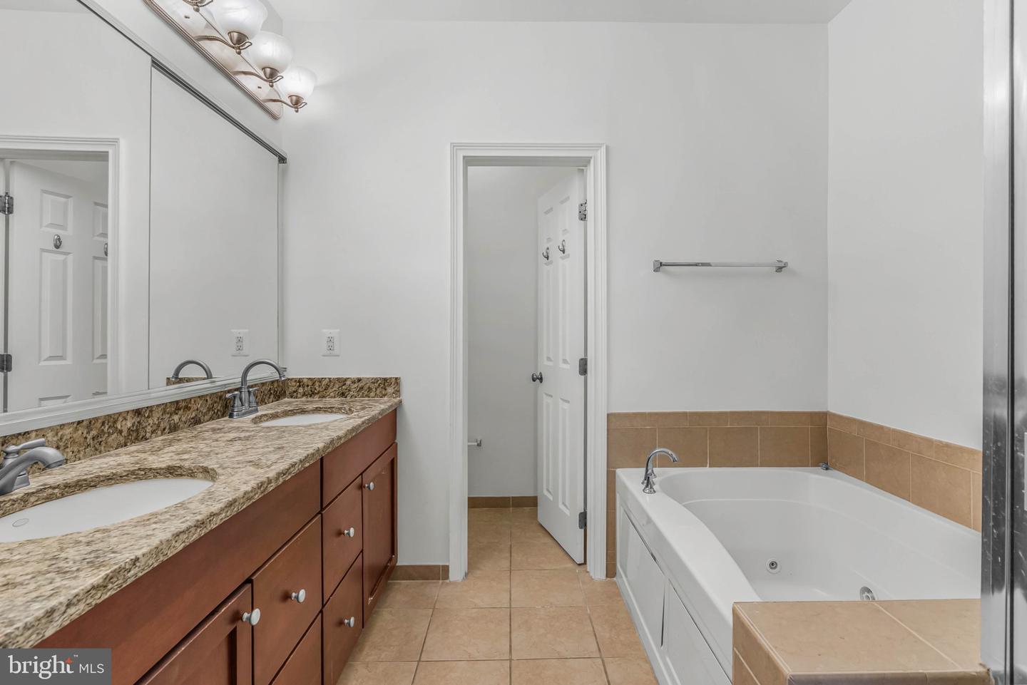 202 Captains Way Property Photo 15