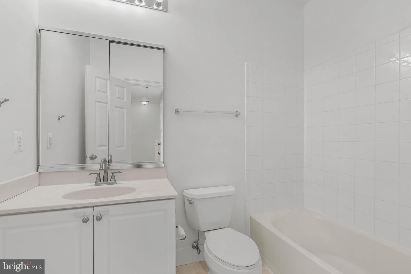 202 Captains Way Property Photo 23