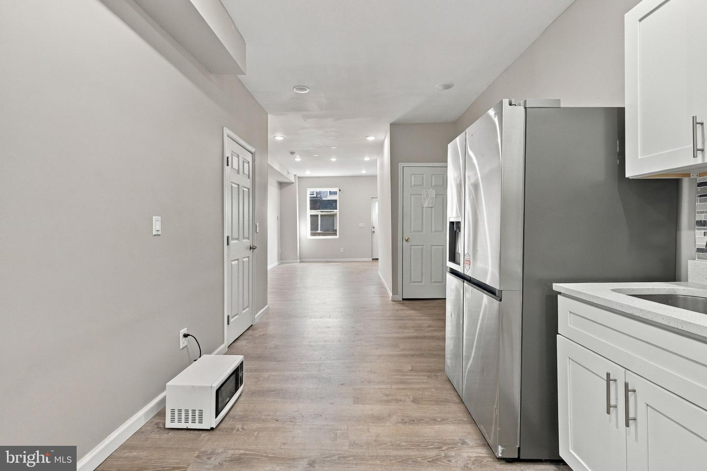 212 N Wanamaker St Property Photo 9