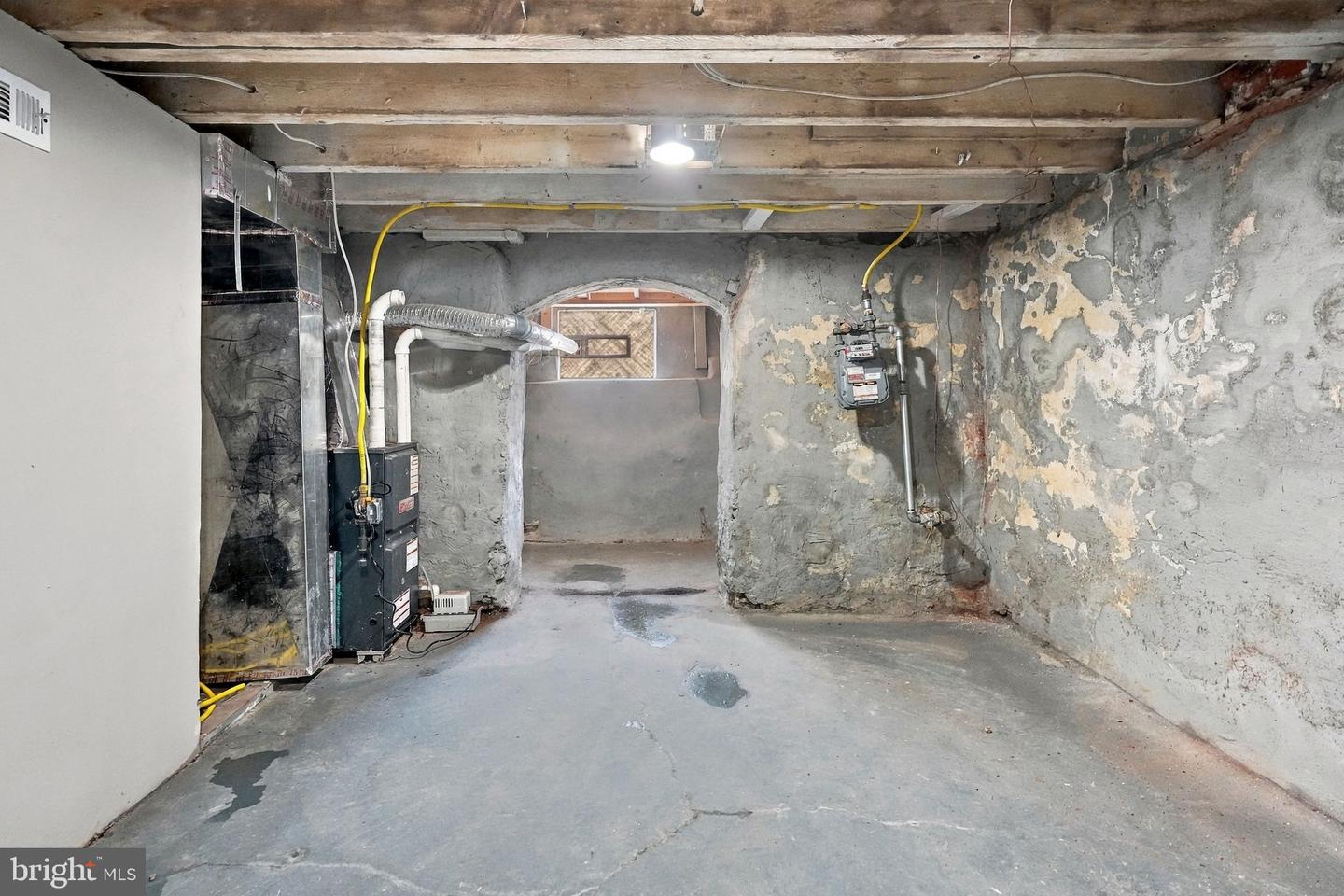 212 N Wanamaker St Property Photo 14