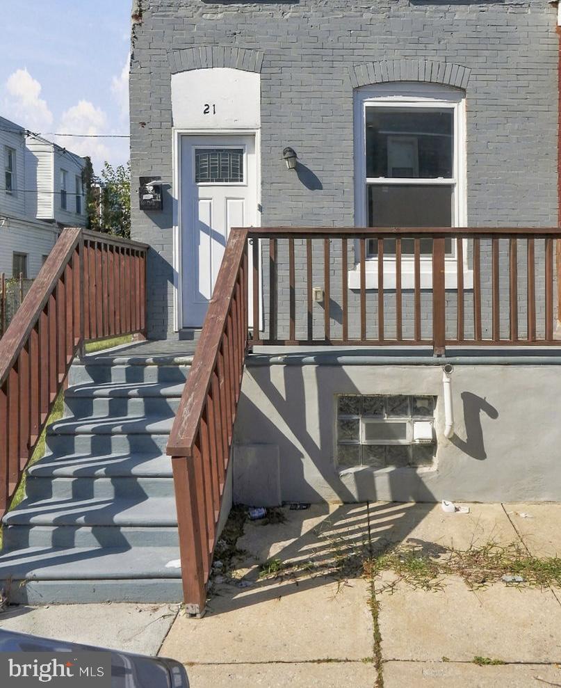 212 N Wanamaker St Property Photo 27