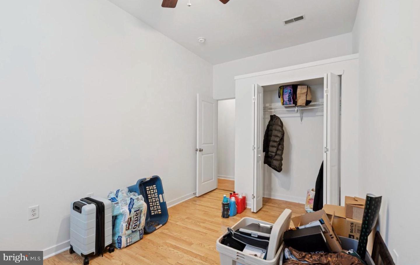 6212 Ridge Ave #d Property Photo 9