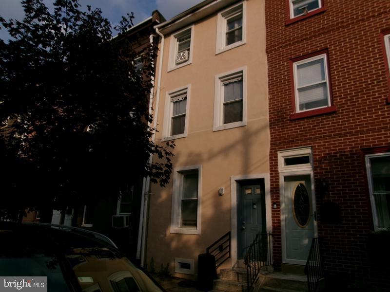 1815 VINEYARD ST Property Photo 1