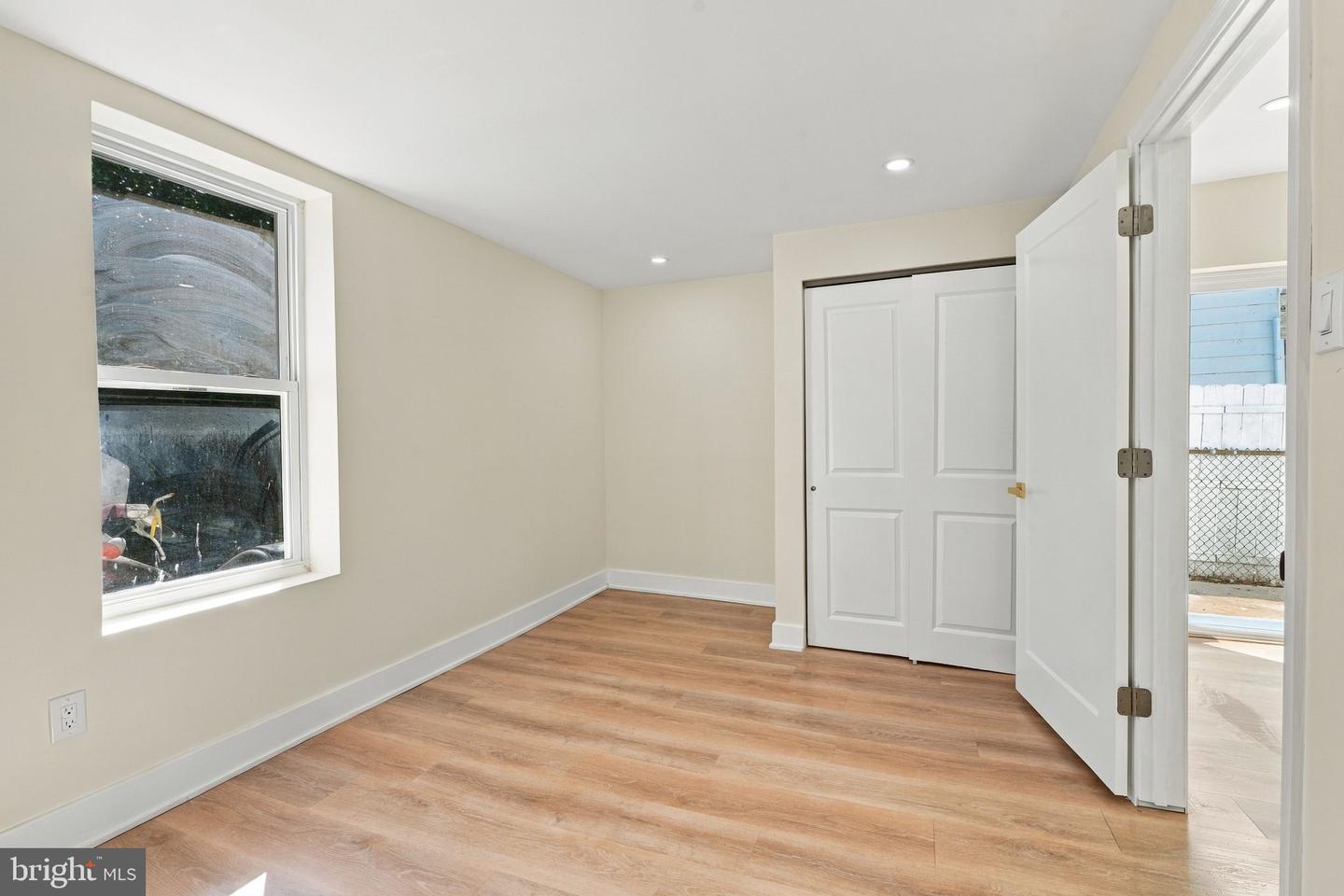 4927 Duffield St Property Photo 23