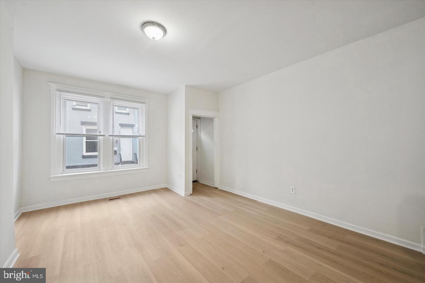 2457 N Patton St Property Photo 5