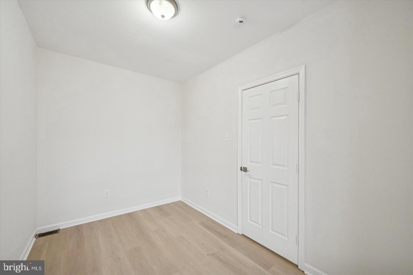 2457 N Patton St Property Photo 16