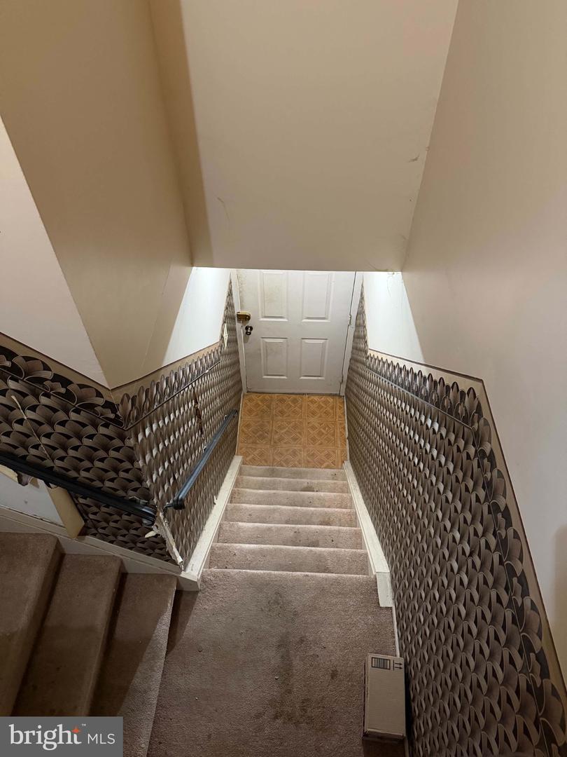 1713-b Scotchbrook Dr #b Property Photo 3