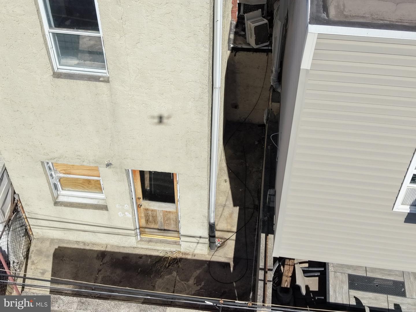 140 Hoffman St Property Photo 18