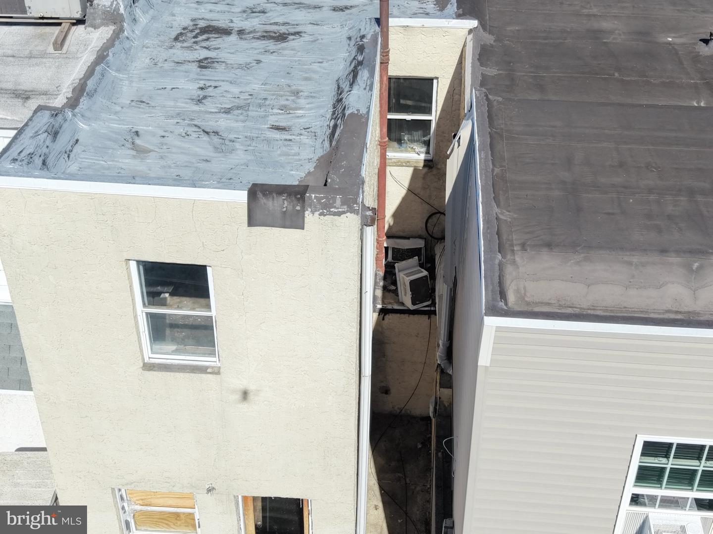 140 Hoffman St Property Photo 19