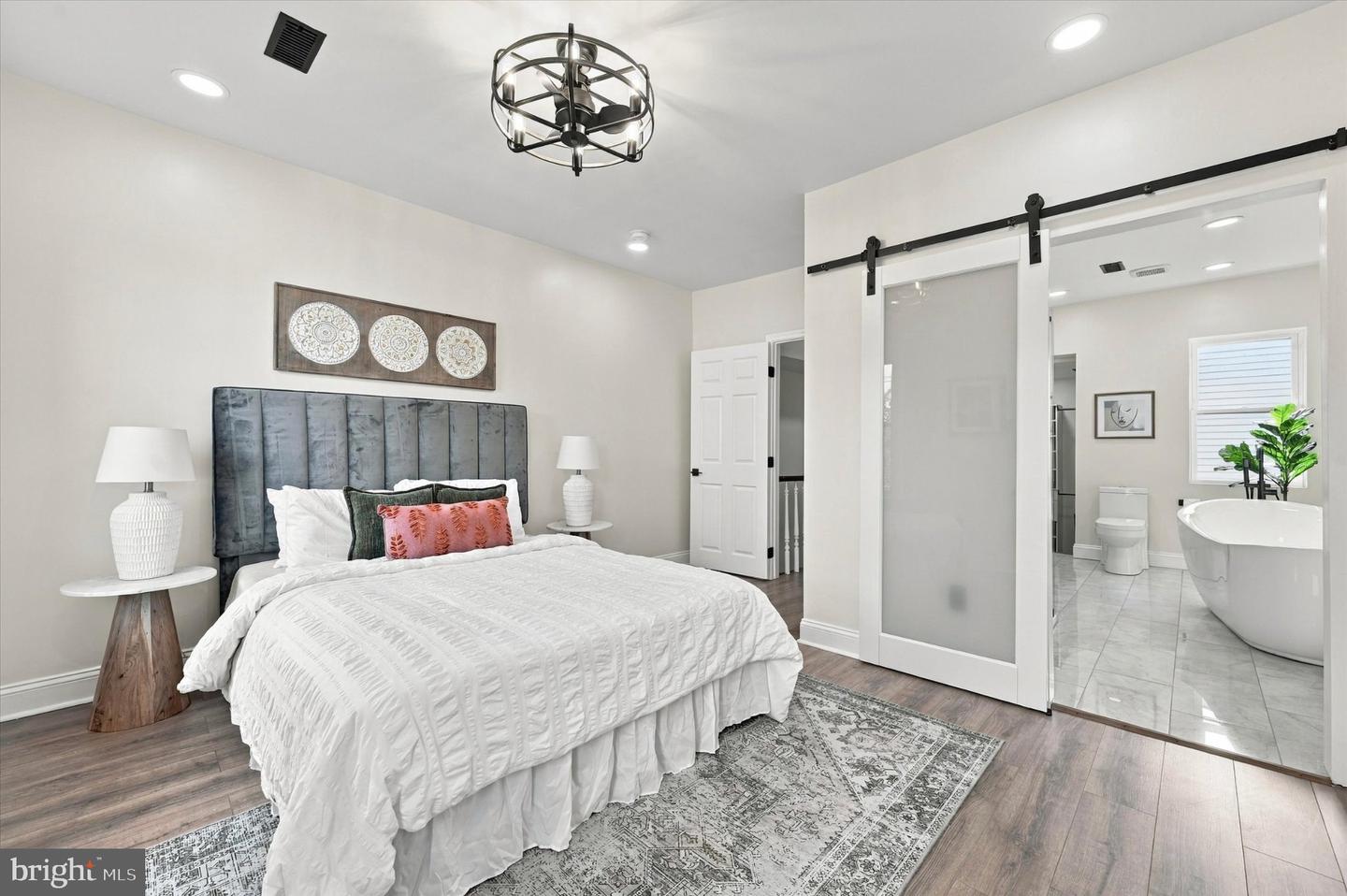 856 Perkiomen St #856 Property Photo 17