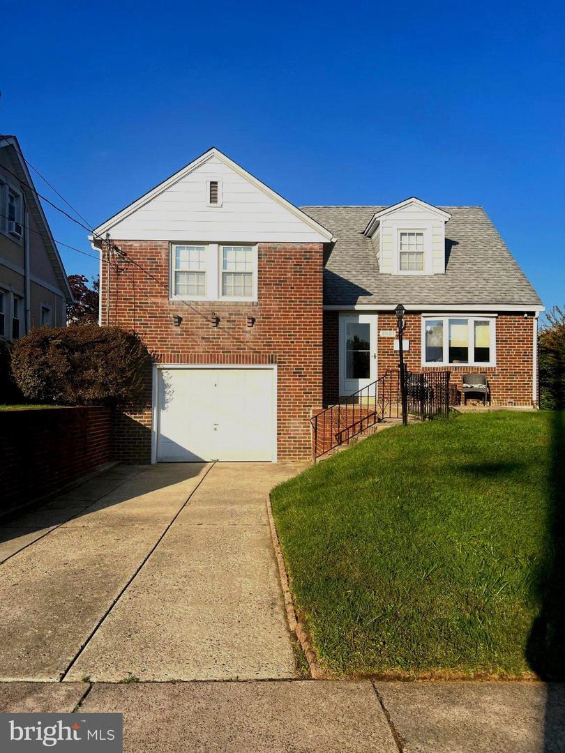 1821 Emerson St Property Photo 1
