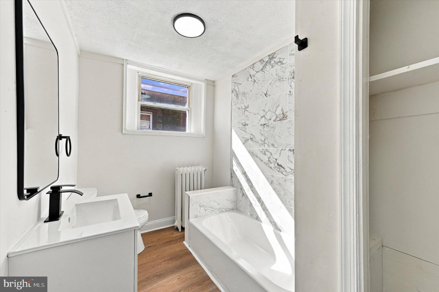 632 S 52nd St Property Photo 15
