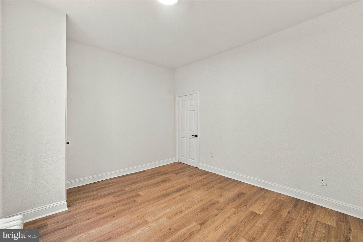632 S 52nd St Property Photo 17