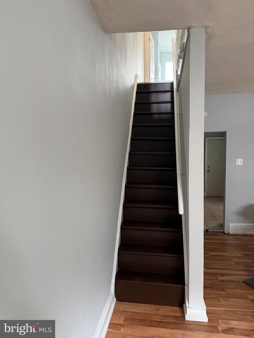 4452 N Gratz St Property Photo 6