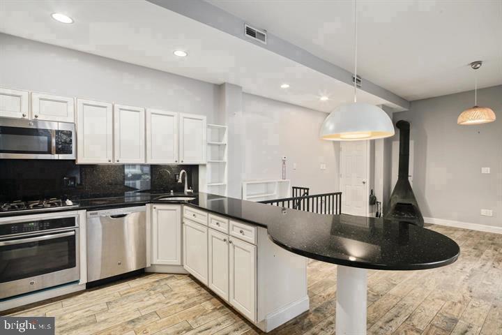 727 S 2ND ST S #1R Property Photo 1