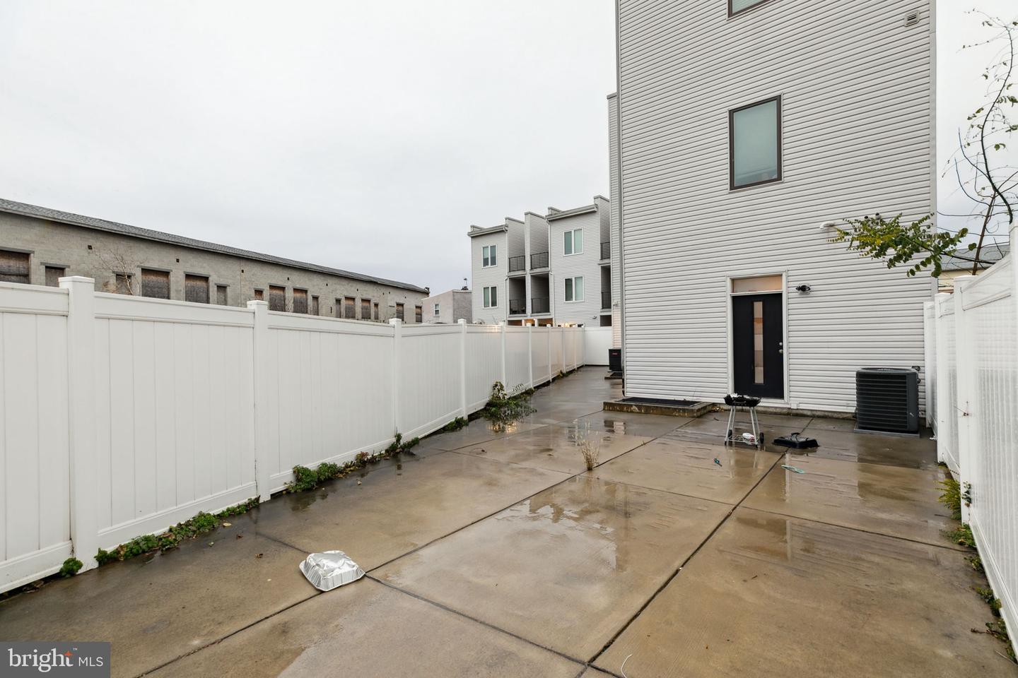 1845 N 6th St Property Photo 58