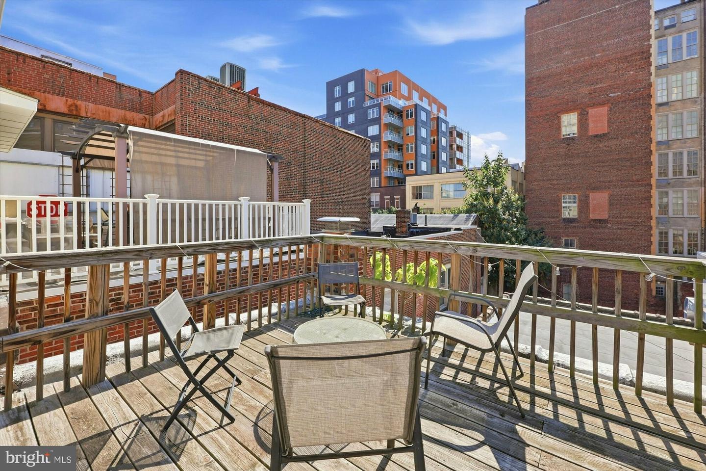1122 Walnut St Property Photo 16
