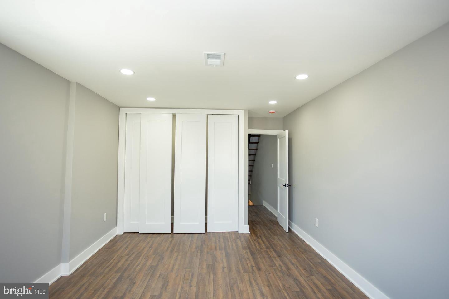 429 Tasker St Property Photo 26