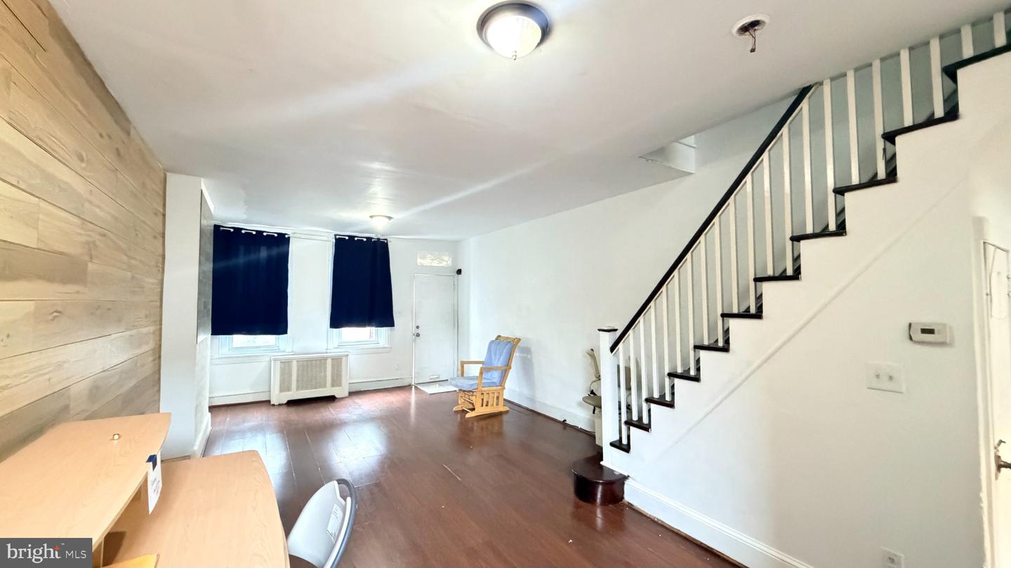3209 N Randolph St Property Photo 5