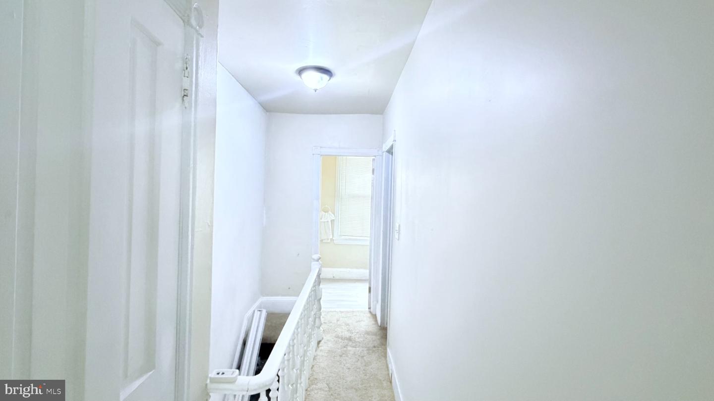 3209 N Randolph St Property Photo 17