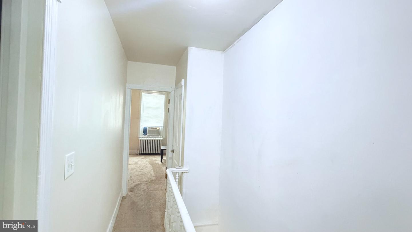 3209 N Randolph St Property Photo 18