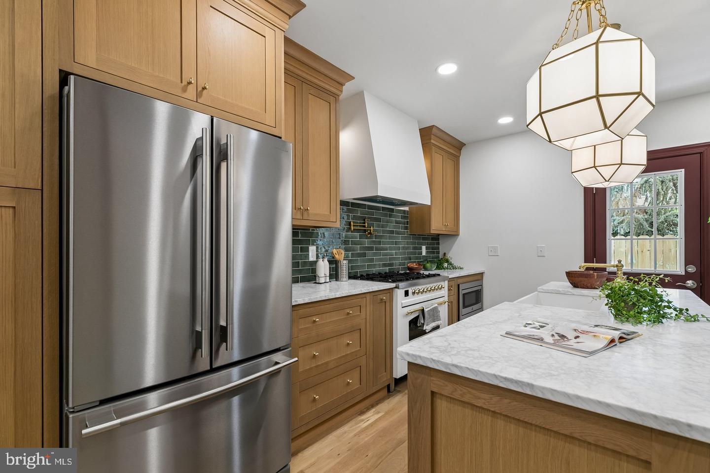 1706 Christian Property Photo 4