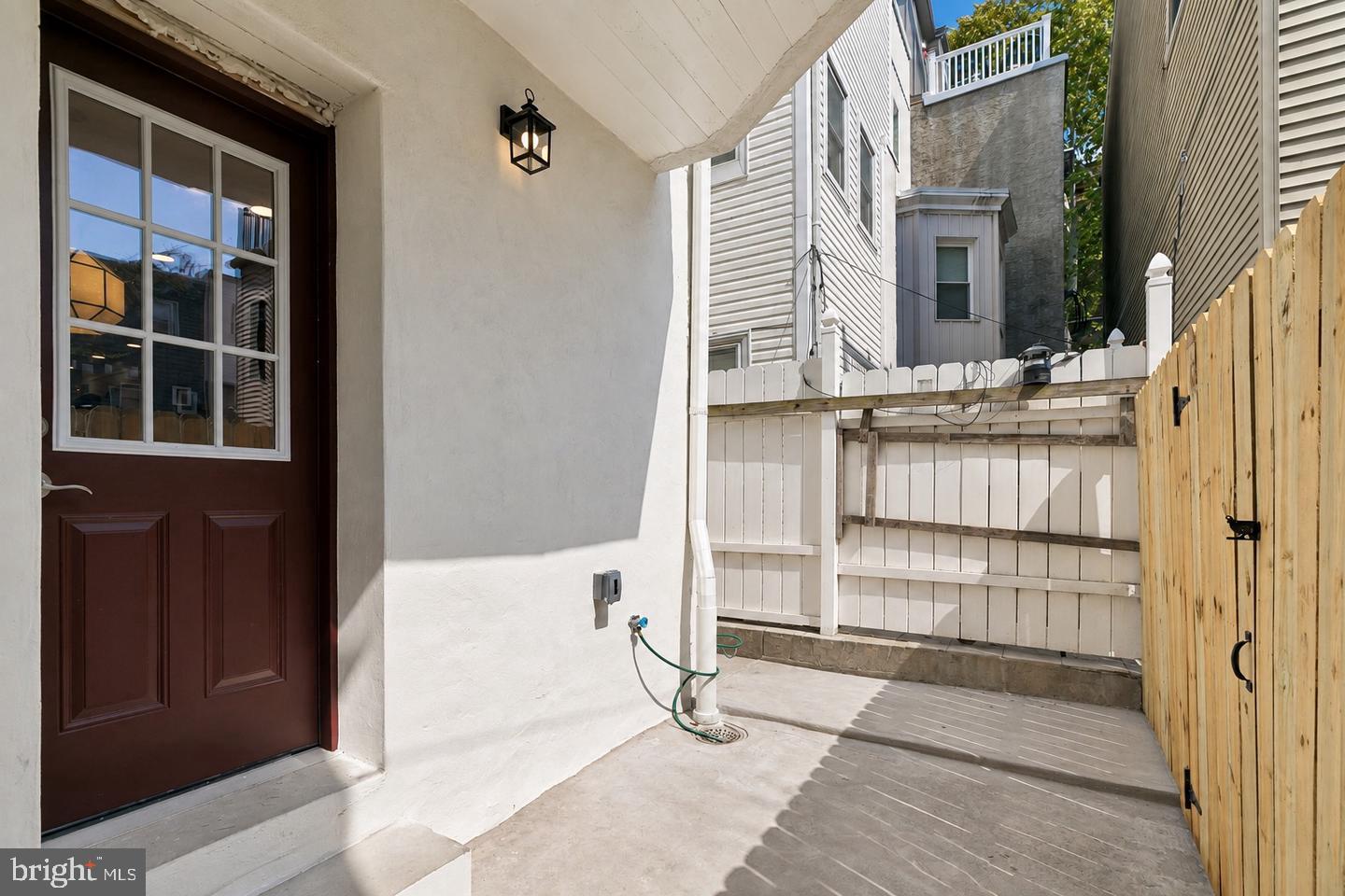 1706 Christian Property Photo 42