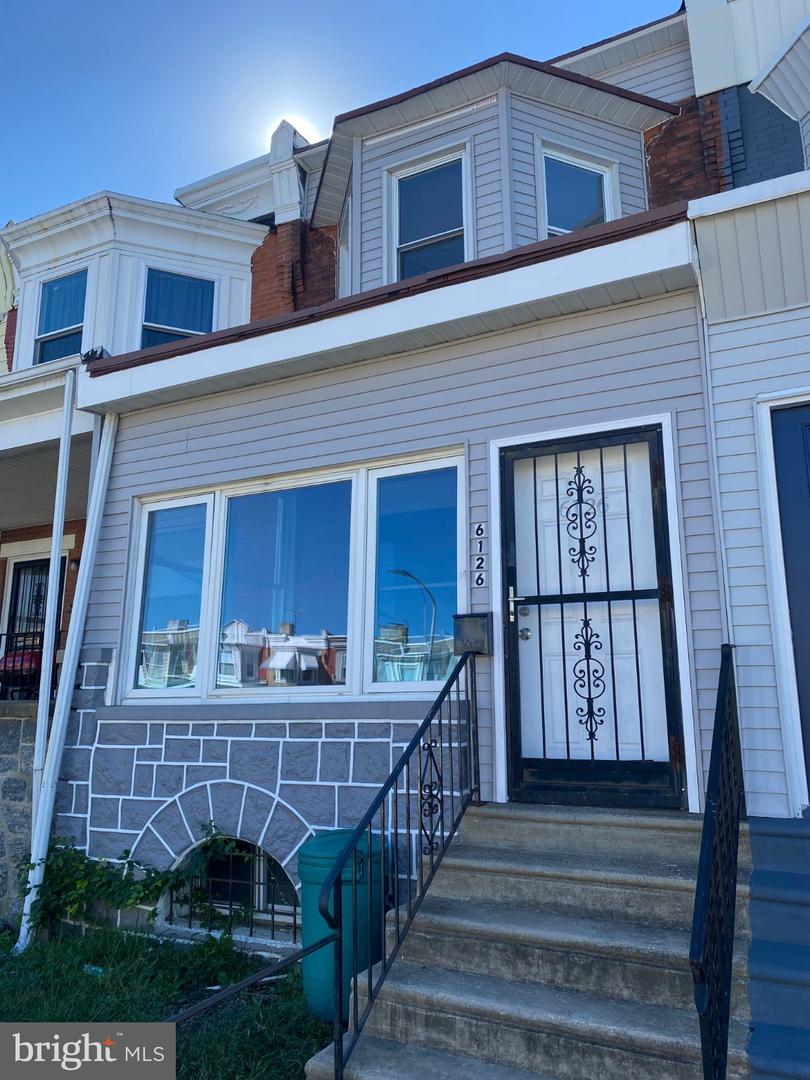 6126 CHESTNUT ST Property Photo 1