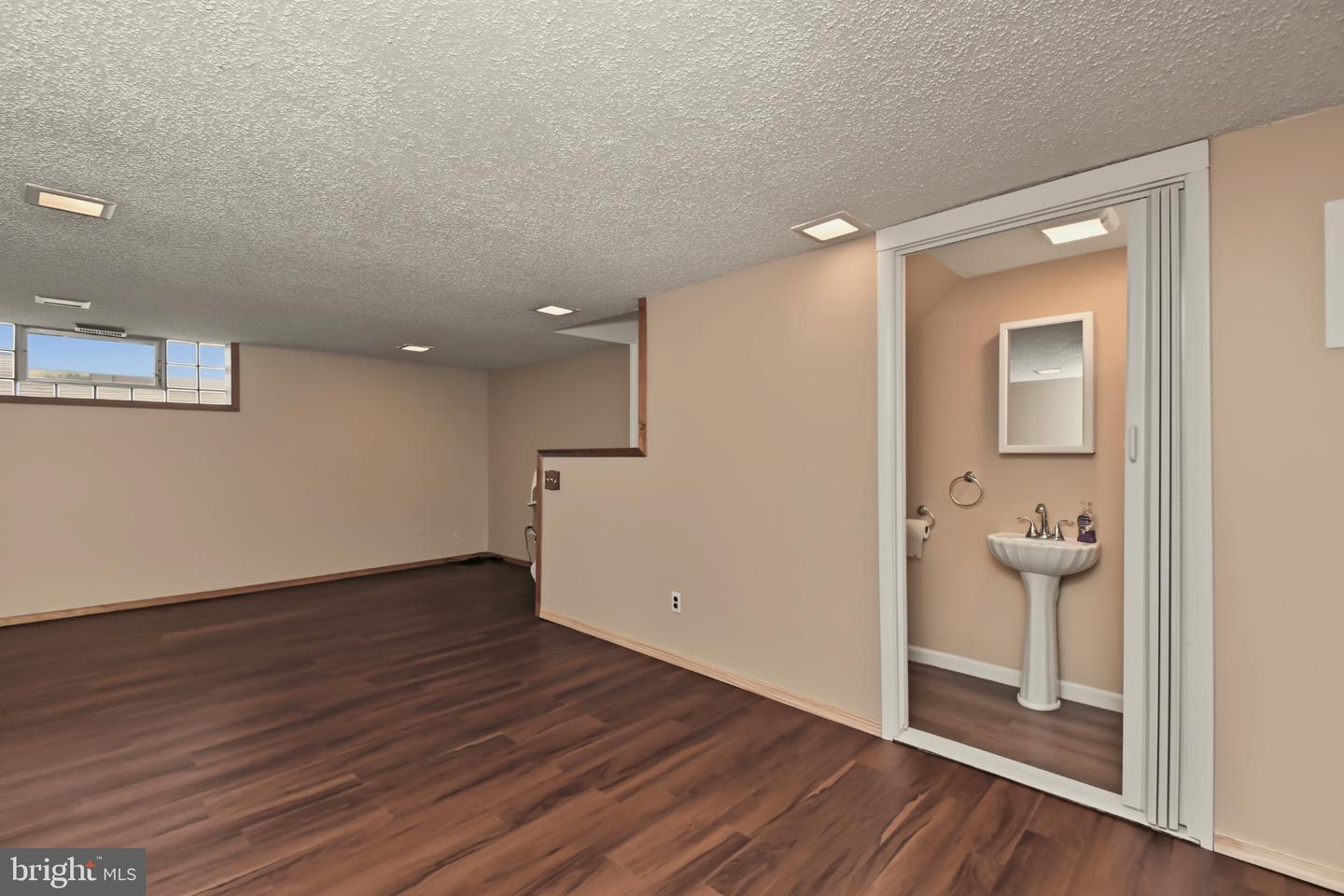 3512 Churchill Ln Property Photo 18