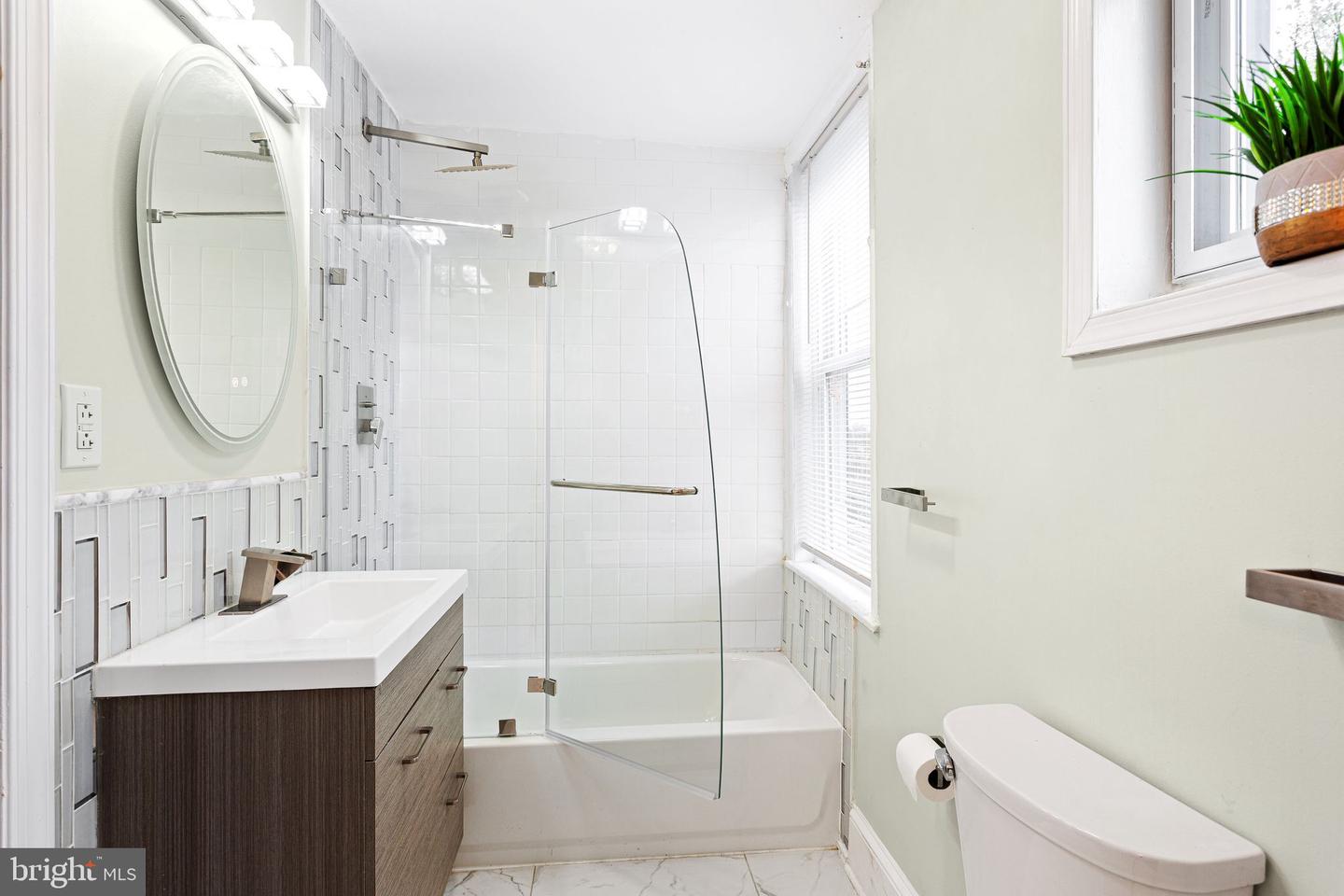 4911 W Girard Ave Property Photo 25