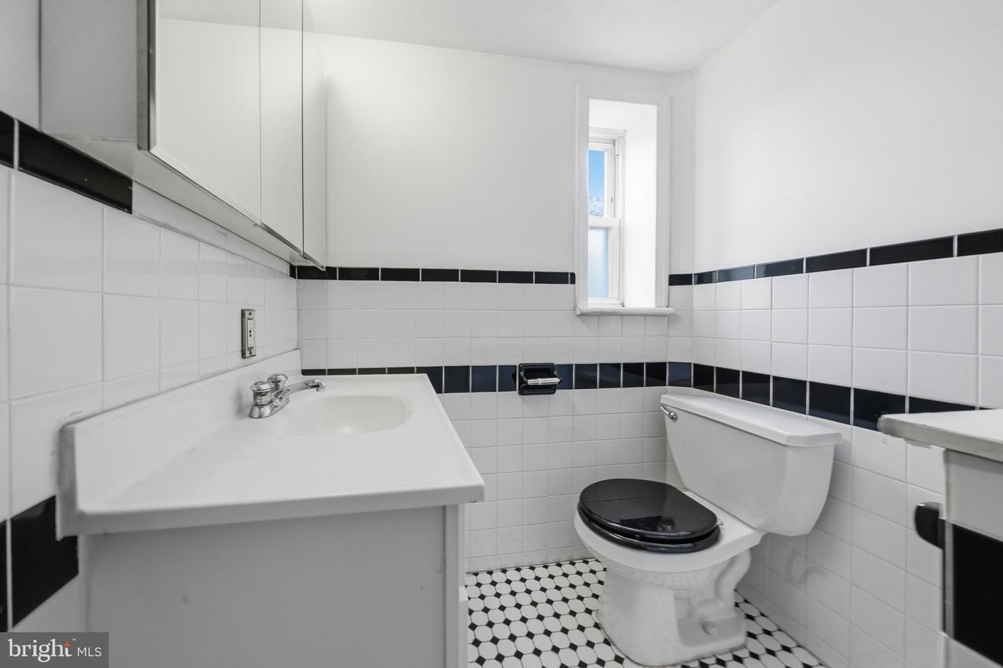 924 S 10th St #3rd Floor Property Photo 10