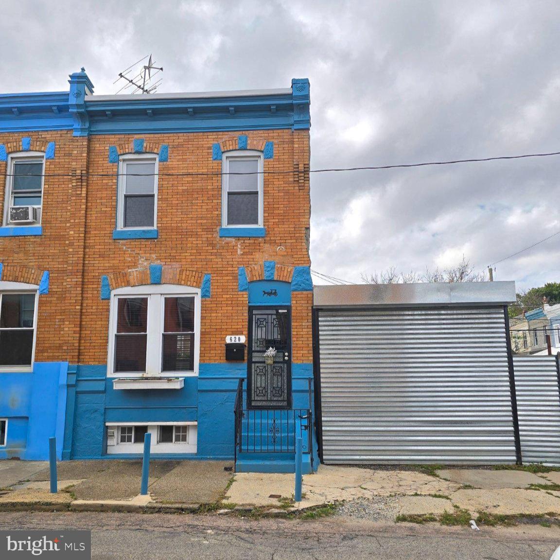 620 W MAYFIELD ST Property Photo 1