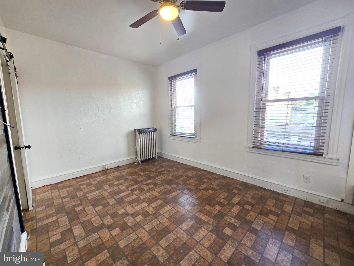 620 W Mayfield St Property Photo 14