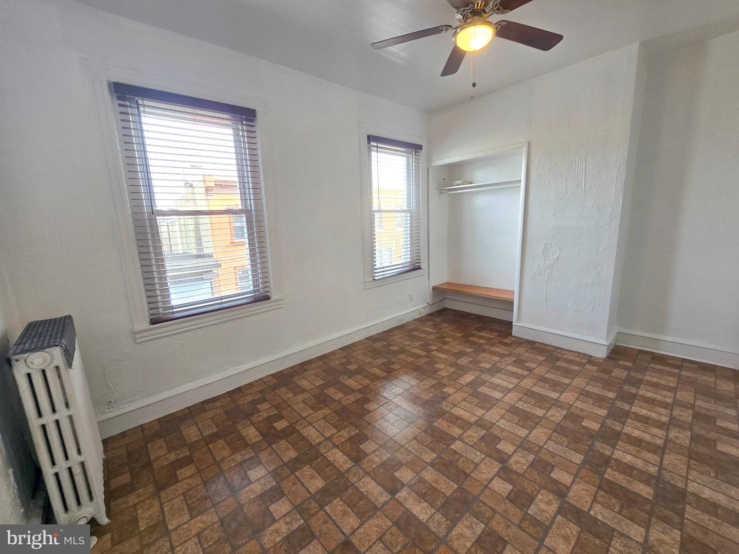 620 W Mayfield St Property Photo 16