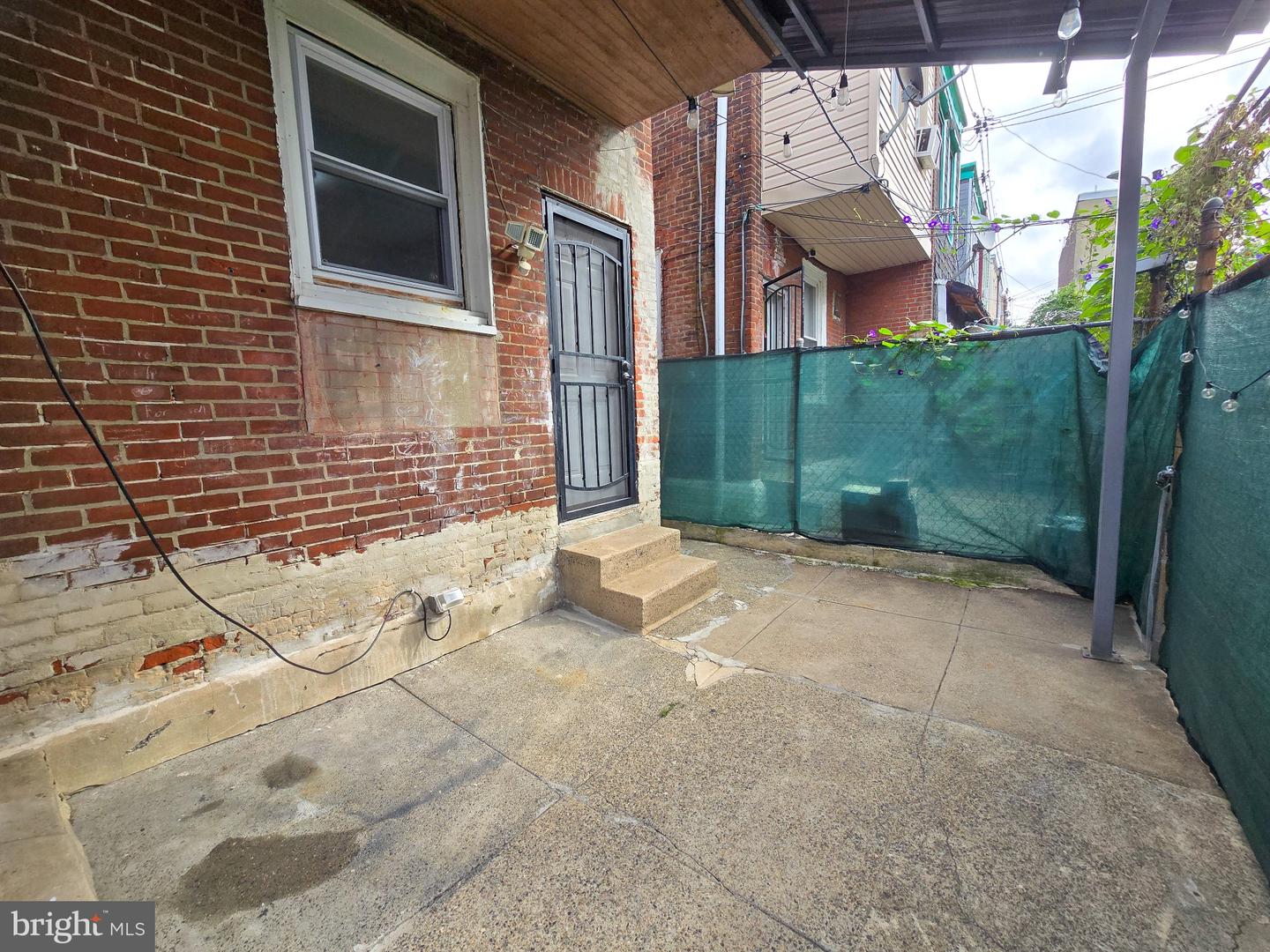 620 W Mayfield St Property Photo 25