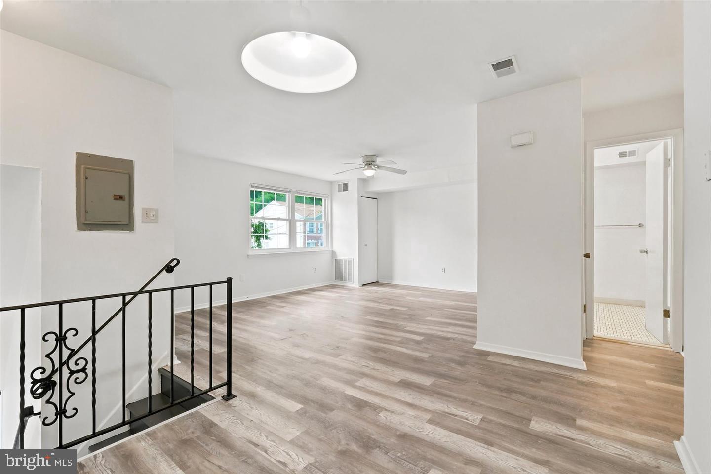 175 Parker Ave Property Photo 8