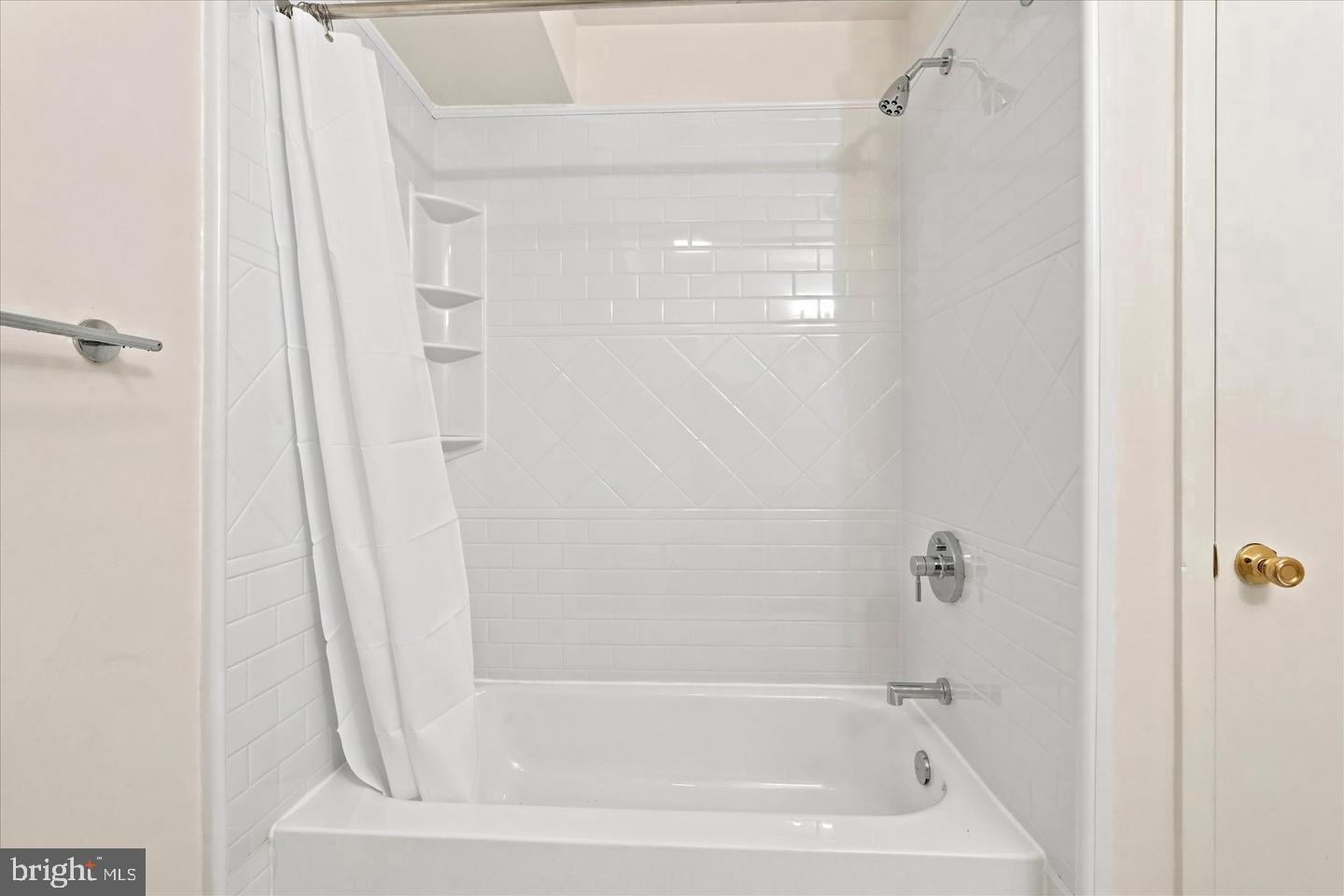175 Parker Ave Property Photo 12