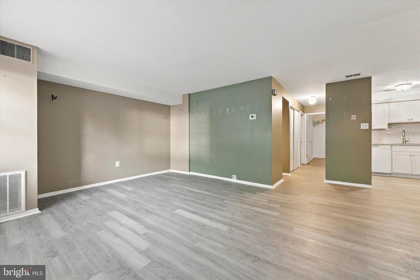 175 Parker Ave Property Photo 24