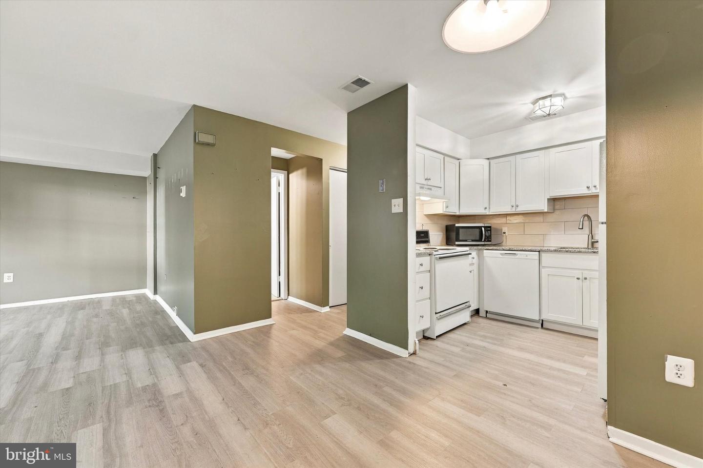 175 Parker Ave Property Photo 31