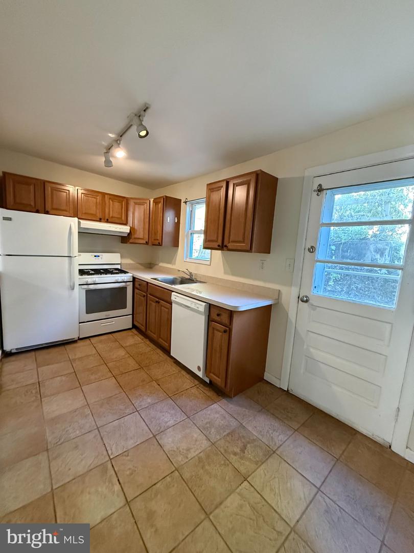 4819 Ogle St Property Photo 11