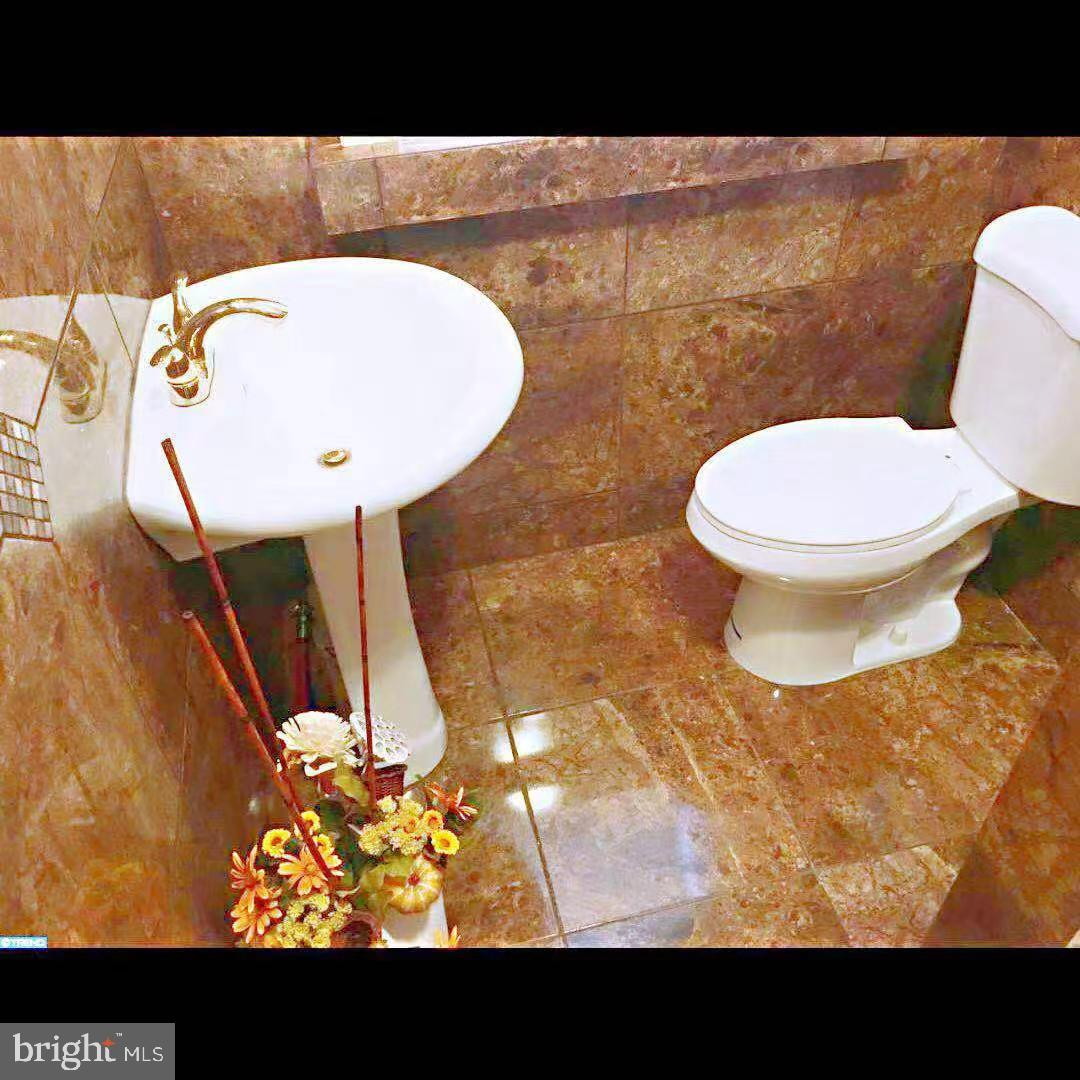 5446 WALNUT ST #2ND FLOOR Property Photo 1