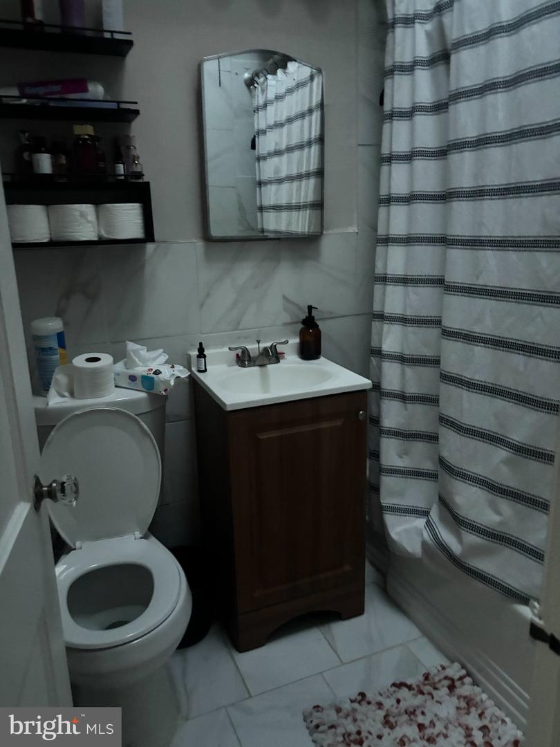 6337 Gardenia St Property Photo 9