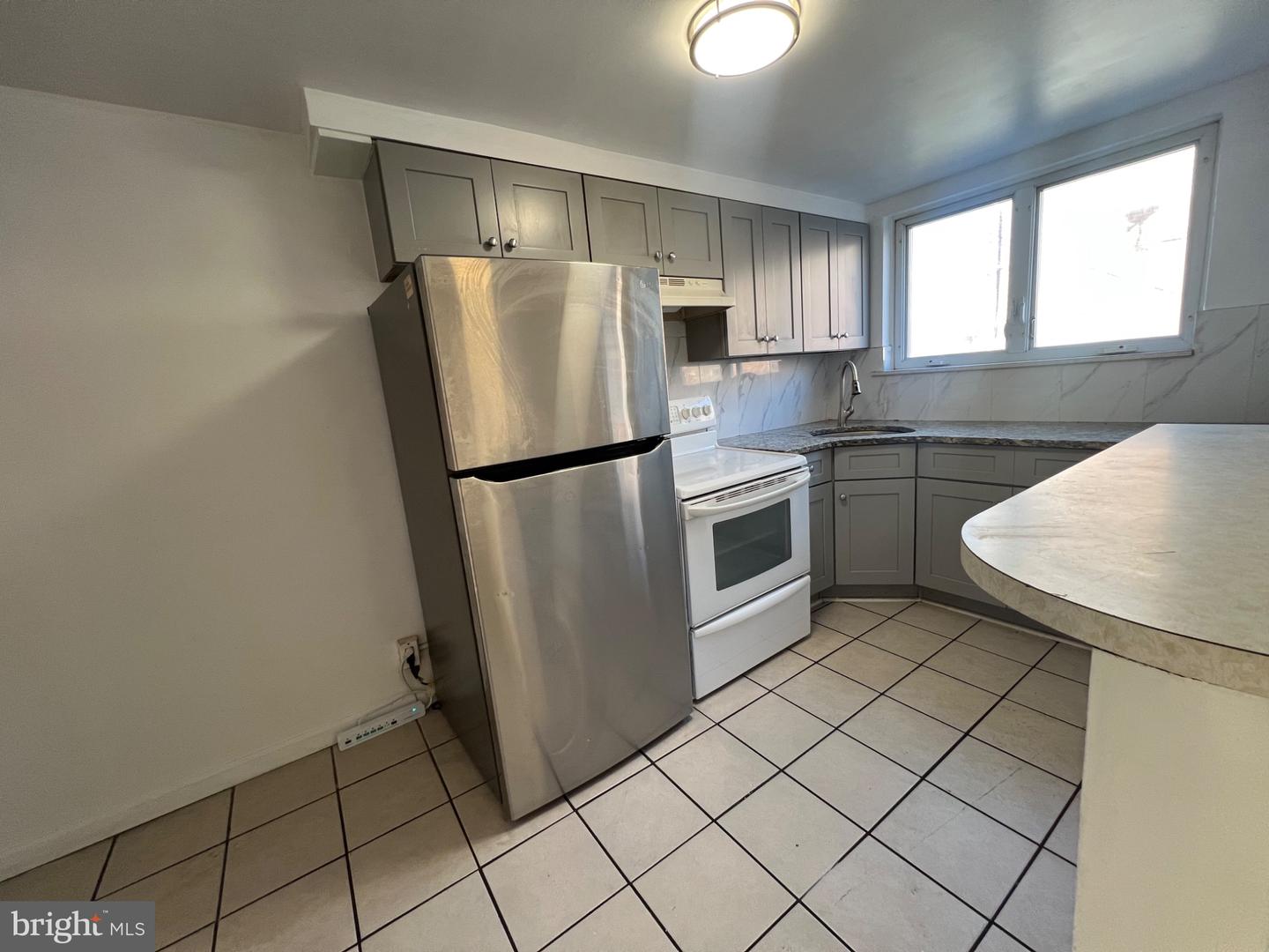 603 Anchor St Property Photo 6