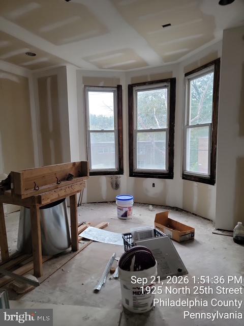 1925 N 25th St Property Photo 9