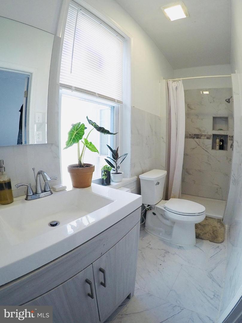 2213 N Camac St #b Property Photo 13
